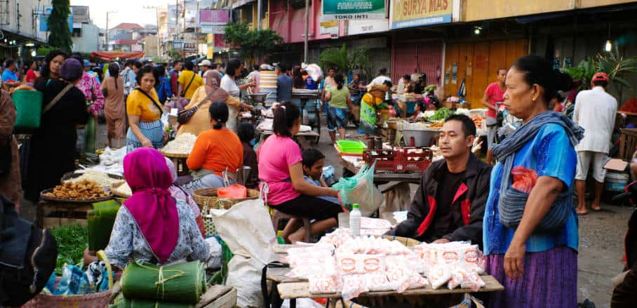 A busy marketplace in Semarang, Indonesia
